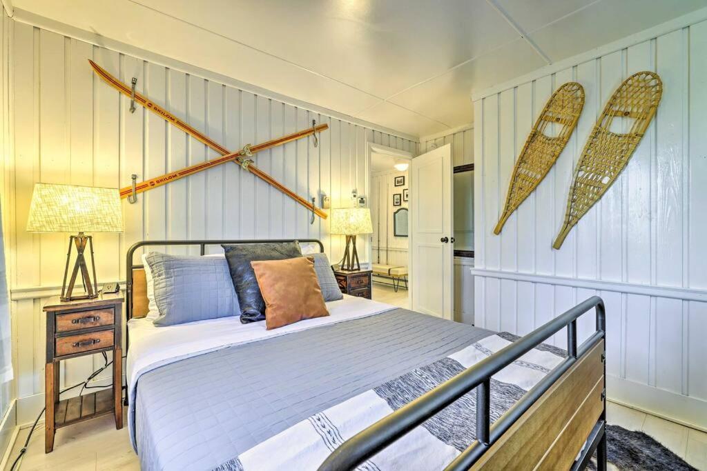 Stylish And Cozy Cabin, Walking Distance To Big Bass Hébergement de vacances