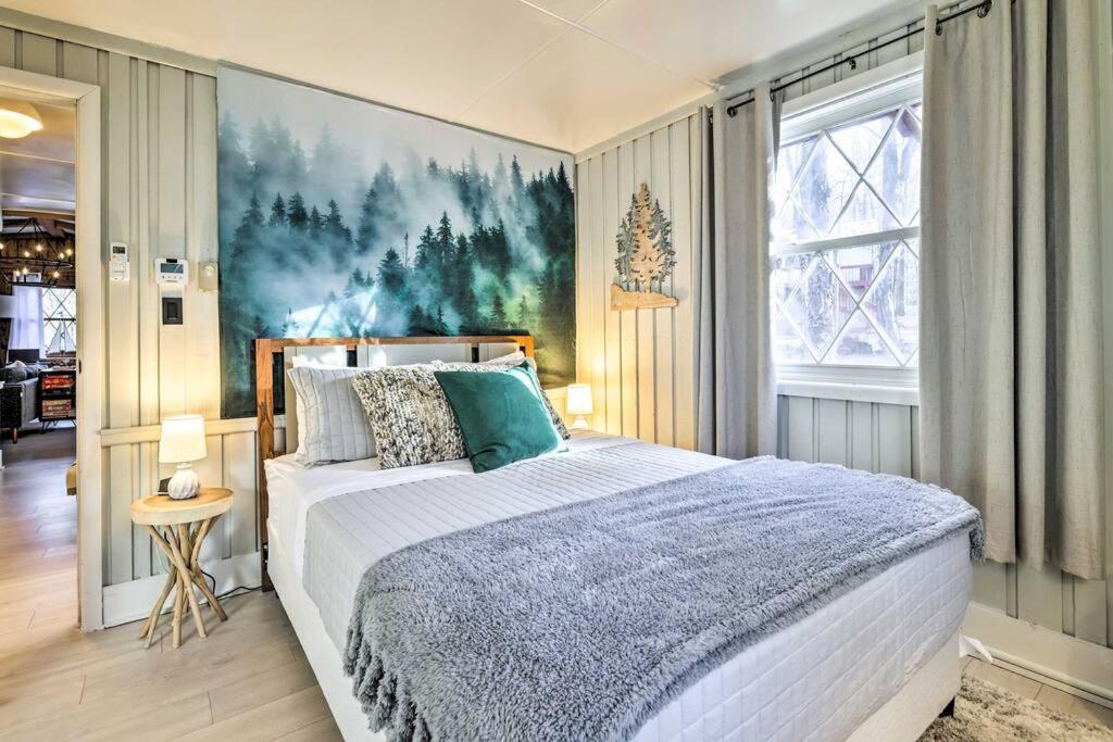 Hébergement de vacances Stylish And Cozy Cabin, Walking Distance To Big Bass